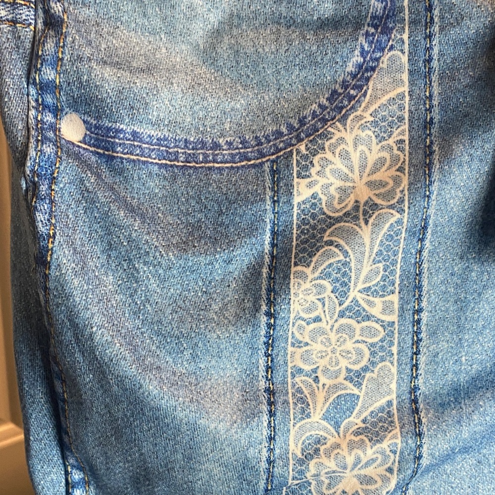 Blue Lace Trim Leggings - Picture 4 of 11